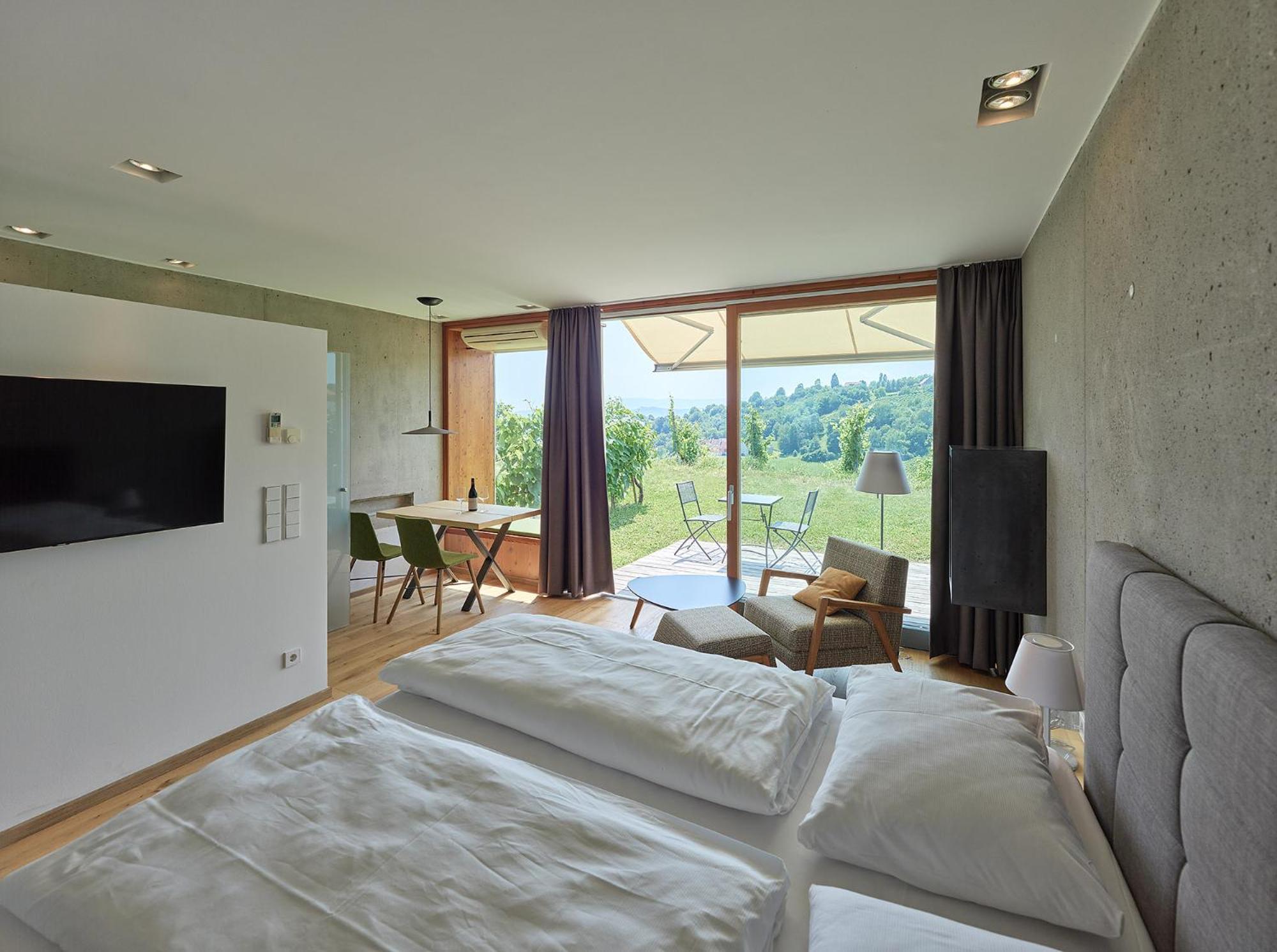 Hideaway An Der Weinstrasse - Pool & Sauna - Apartments Anderlage Spielfeld Ngoại thất bức ảnh