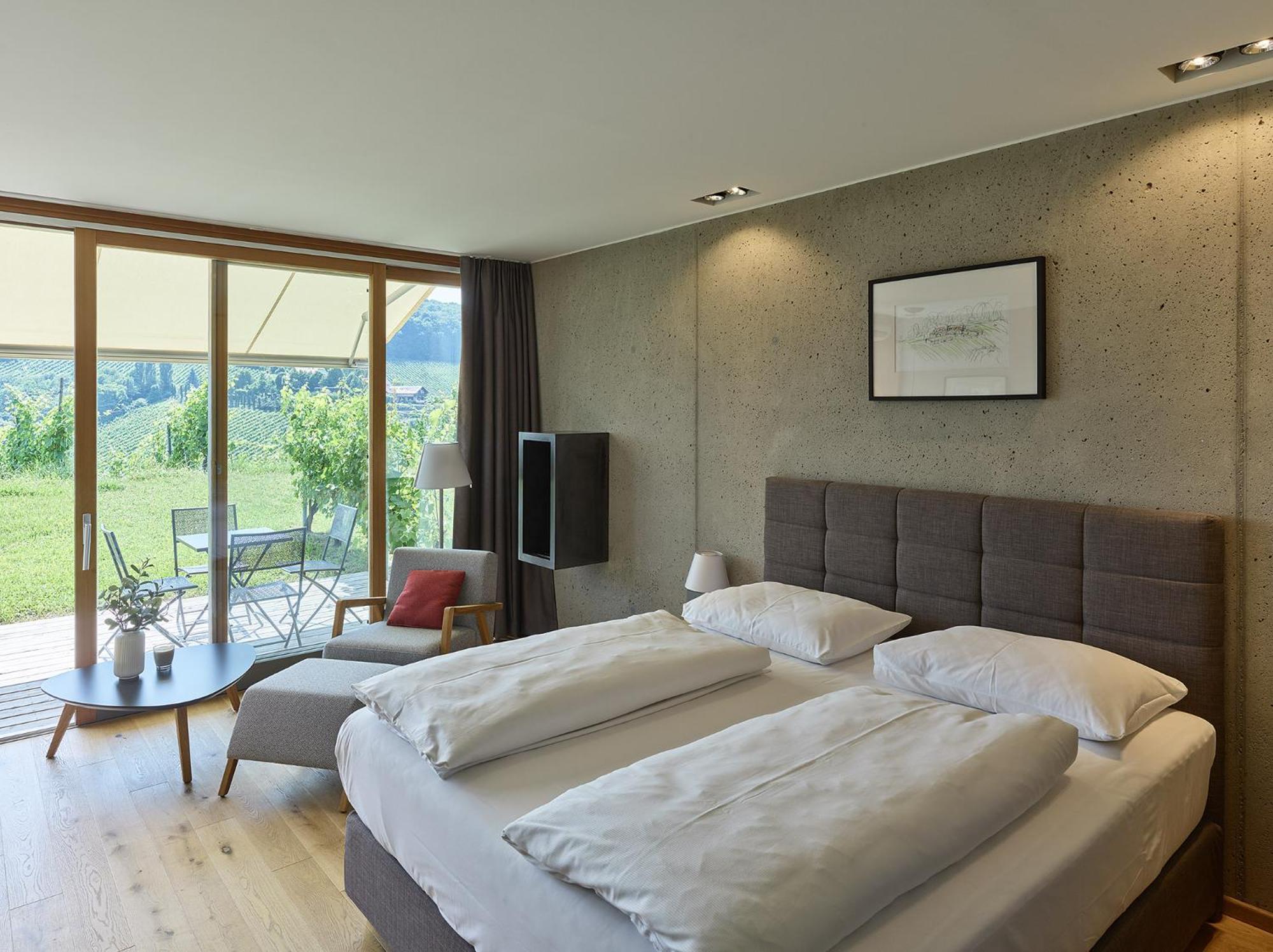 Hideaway An Der Weinstrasse - Pool & Sauna - Apartments Anderlage Spielfeld Ngoại thất bức ảnh